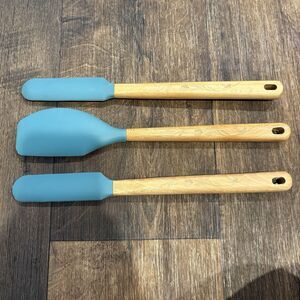 3 Pc Silicone Spatula Spreader Set Blue Silicone Wood Handles Kitchen Utensils